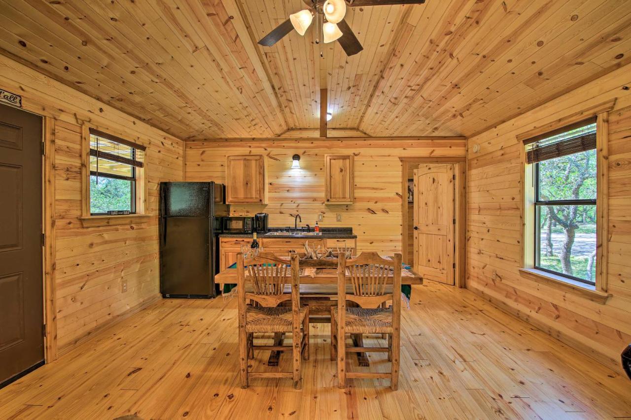 Rustic-Chic Country Cabin - 10 Mi To Main Street! Fredericksburg Exterior photo