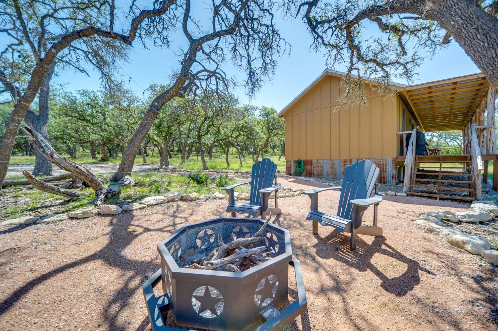Rustic-Chic Country Cabin - 10 Mi To Main Street! Fredericksburg Exterior photo